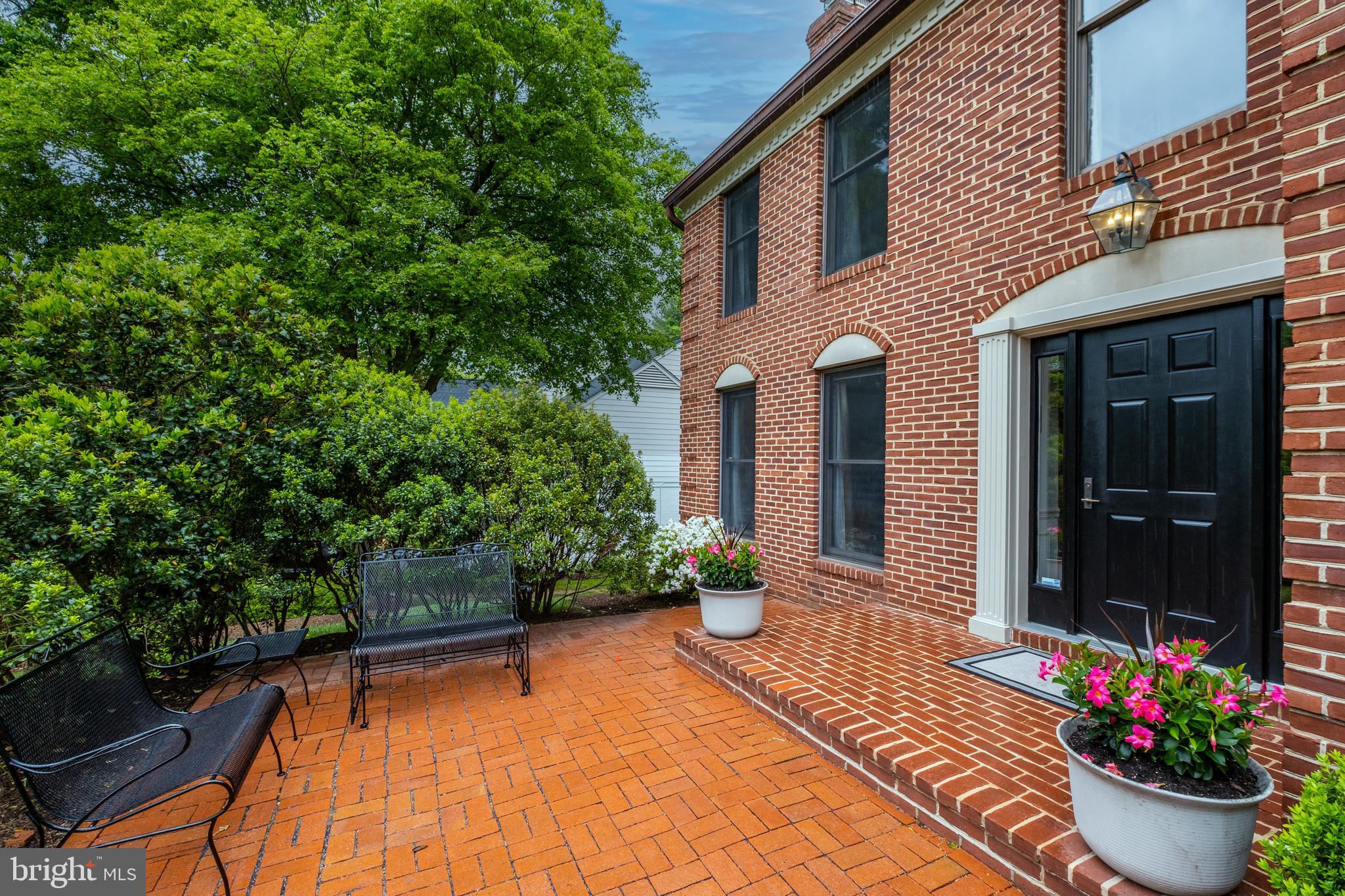 8317 Comanche Court Bethesda, MD 20817 - Photo 6 of 86