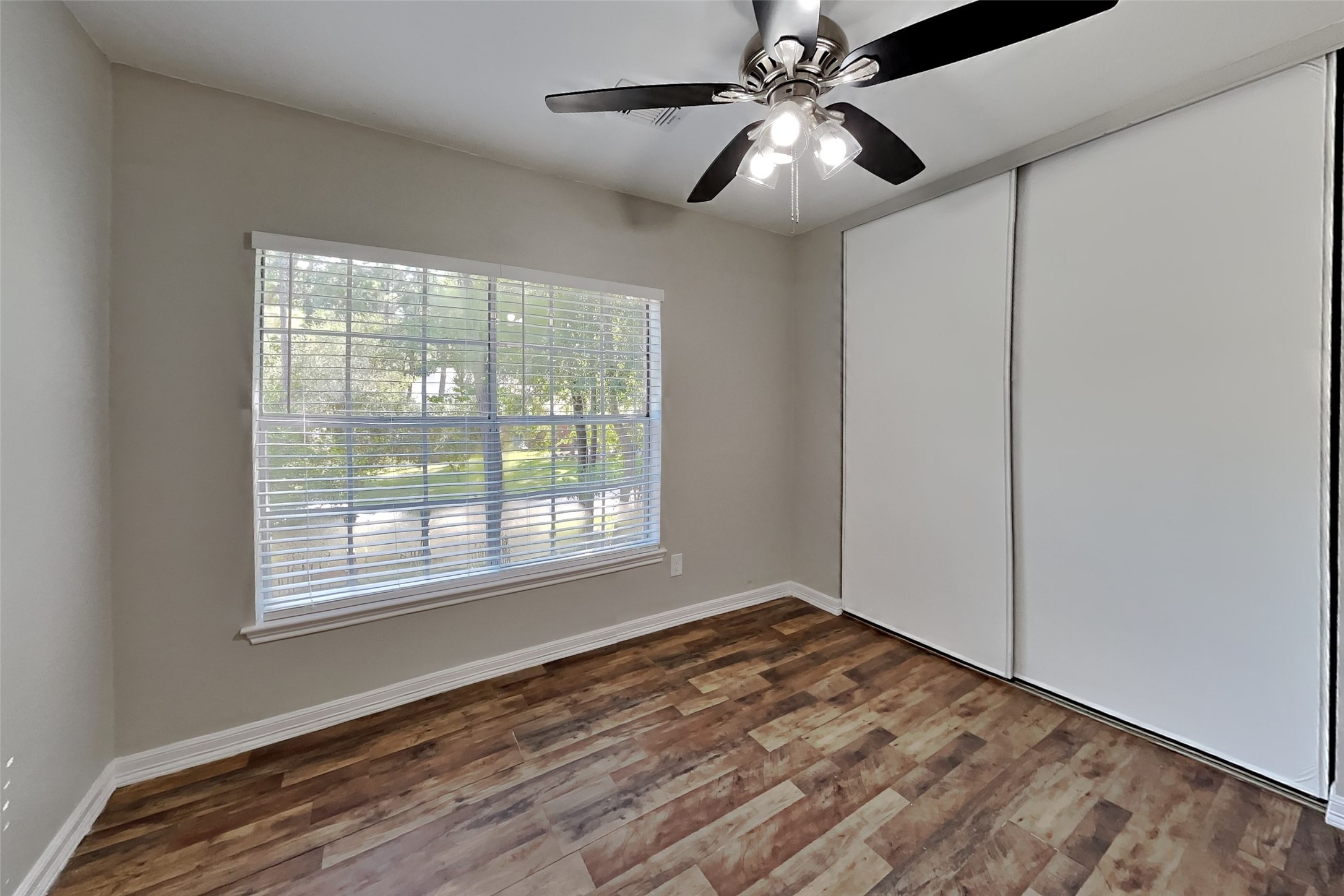 38 Still Corner Place Spring, TX 77381 - Photo 14 of 19