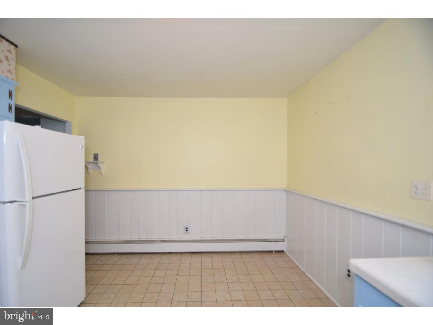 302 Crestview Road Lansdale, PA 19446 - Photo 11 of 25 Kitchen