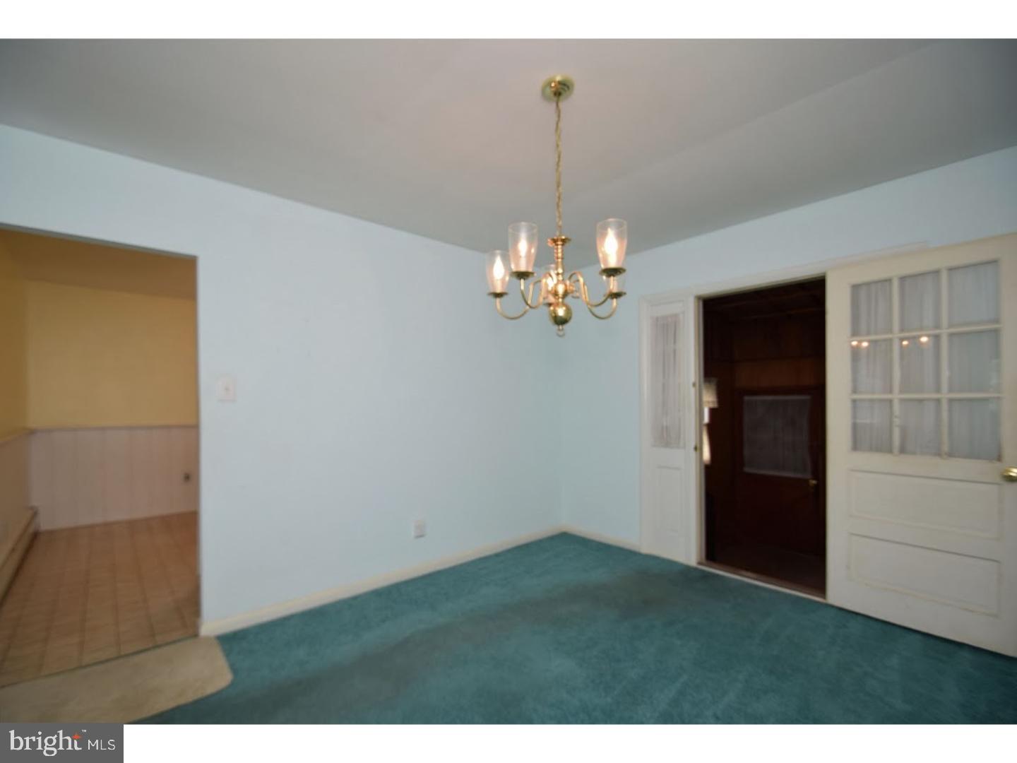 302 Crestview Road Lansdale, PA 19446 - Photo 7 of 25 Dining Room