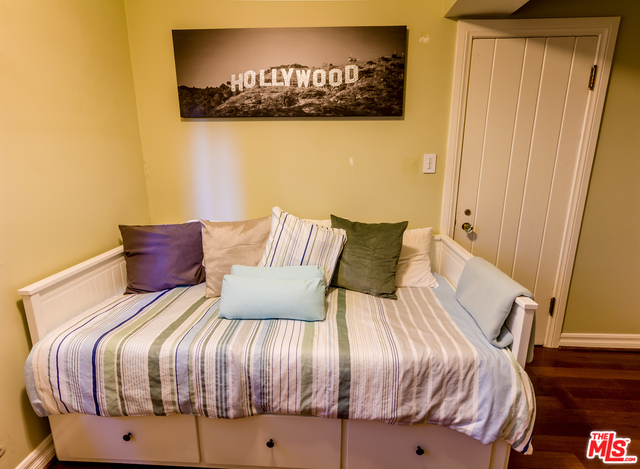 6861 Iris Circle Los Angeles, CA 90068 - Photo 20 of 24