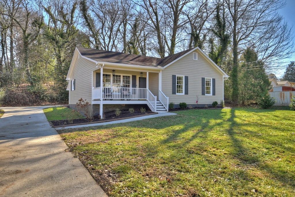 99 Kingtown Street McCaysville, GA 30555 - Photo 14 of 44