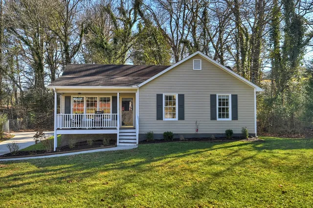 $2,350 | 99 Kingtown Street, McCaysville, GA 30555