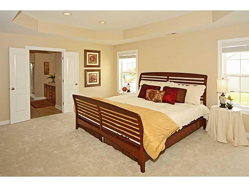 12261 Wolverton Way Fishers, IN 46037 - Photo 12 of 24 Gallery Image 12