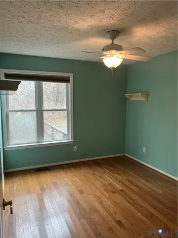 $2,300 | 12960 Moody Road, Hopewell, VA 23860