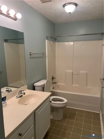 $2,300 | 12960 Moody Road, Hopewell, VA 23860