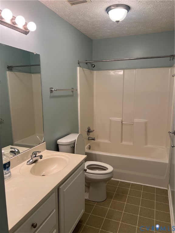 12960 Moody Road Hopewell, VA 23860 - Photo 26 of 33 Full bath with vanity, shower / tub combination, a