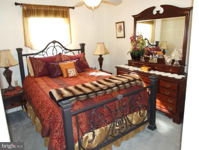 17409 Chiswell Road Poolesville, MD 20837 - Photo 15 of 30 Bedroom
