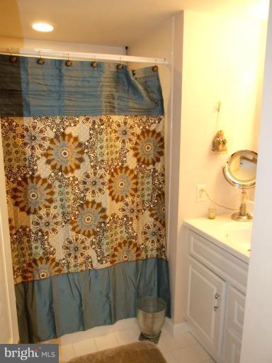 17409 Chiswell Road Poolesville, MD 20837 - Photo 22 of 30 Bath