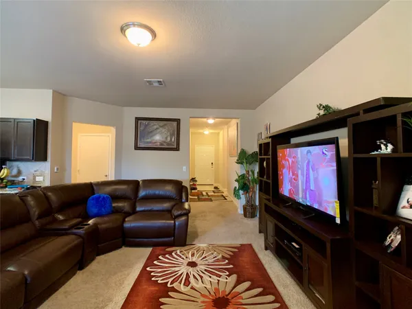 $1,995 | 5721 Roderick Drive, Austin, TX 78724