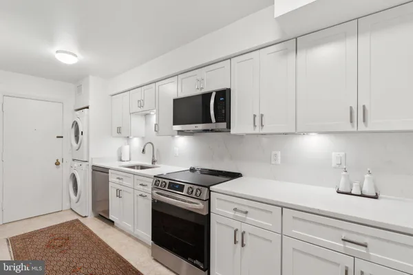 $1,250,000 | 4200 Massachusetts Avenue Northwest, Unit 106, Washington, DC 20016