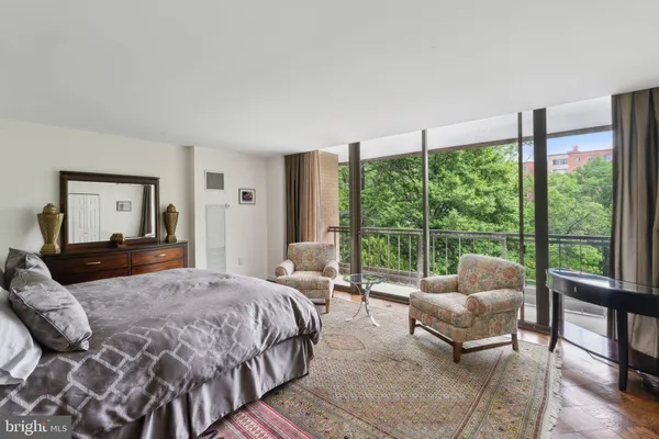 $1,250,000 | 4200 Massachusetts Avenue Northwest, Unit 106, Washington, DC 20016
