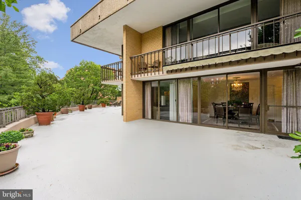 $1,250,000 | 4200 Massachusetts Avenue Northwest, Unit 106, Washington, DC 20016