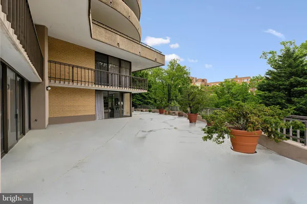 $1,250,000 | 4200 Massachusetts Avenue Northwest, Unit 106, Washington, DC 20016