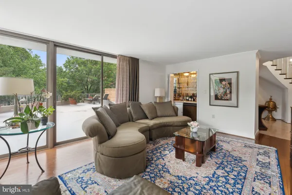 $1,250,000 | 4200 Massachusetts Avenue Northwest, Unit 106, Washington, DC 20016