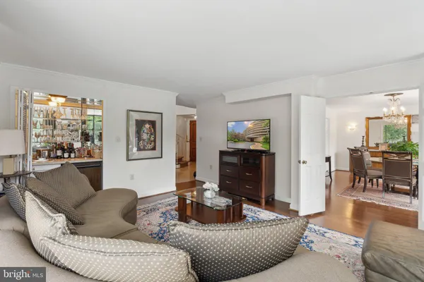 $1,250,000 | 4200 Massachusetts Avenue Northwest, Unit 106, Washington, DC 20016