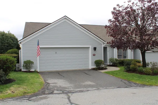 $875,000 | 798 Heritage Hills, Unit A, Somers, NY 10589