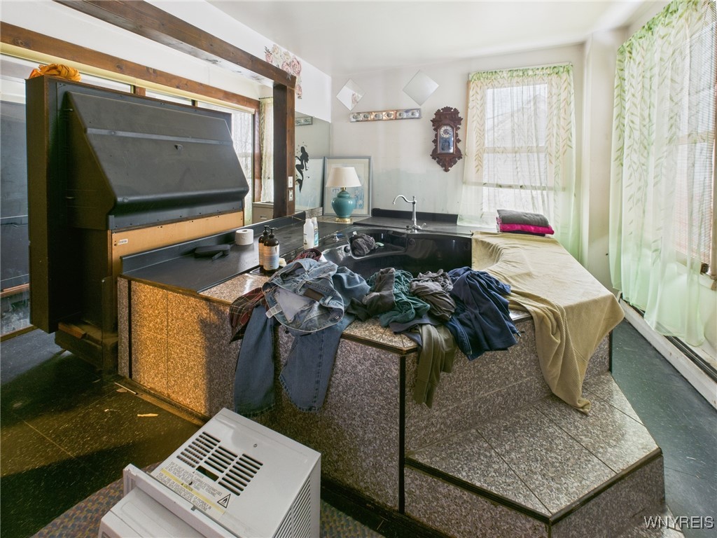 2403 Niagara Street Buffalo, NY 14207 - Photo 27 of 30