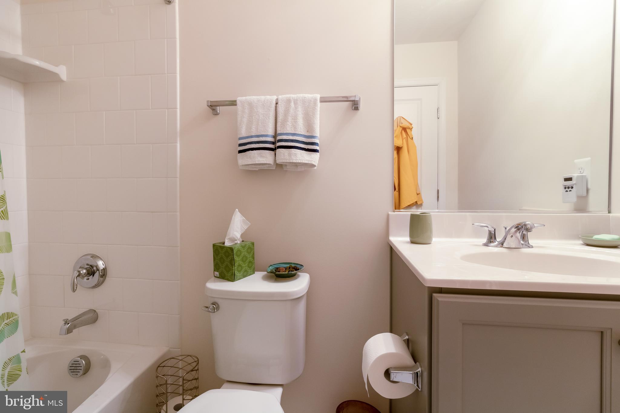 8414 Pine Bluff Road Frederick, MD 21704 - Photo 29 of 32 Main level full bath off rec room