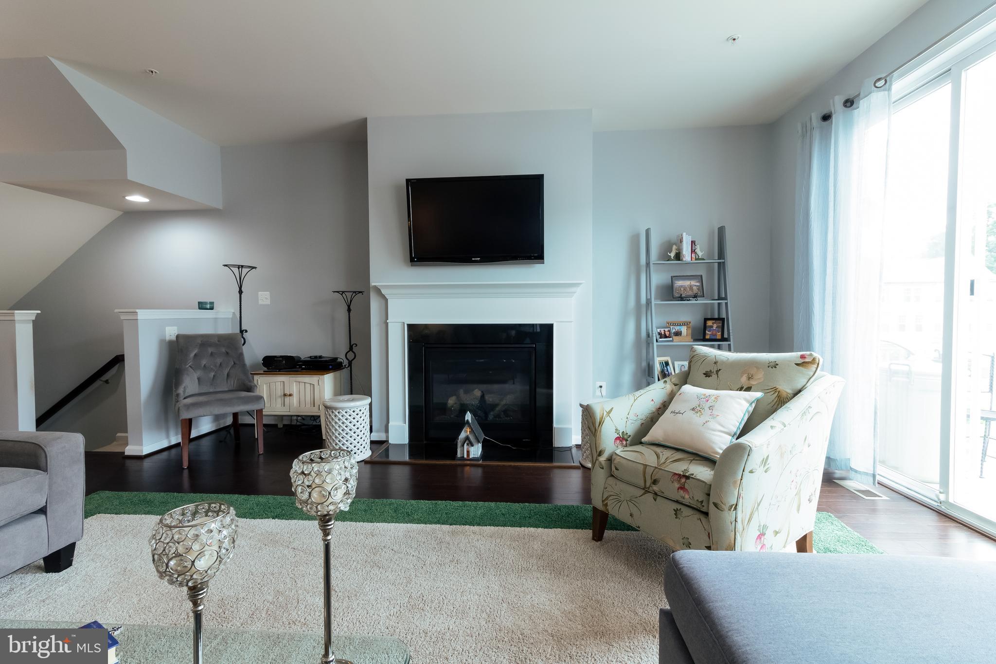 8414 Pine Bluff Road Frederick, MD 21704 - Photo 6 of 32 Fireplace lr/fr