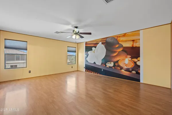 $395,000 | 3232 West St Anne Avenue, Phoenix, AZ 85041