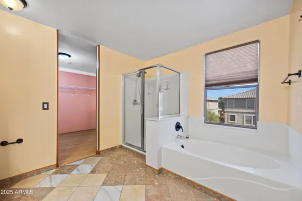 $395,000 | 3232 West St Anne Avenue, Phoenix, AZ 85041