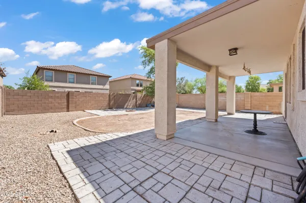 $395,000 | 3232 West St Anne Avenue, Phoenix, AZ 85041