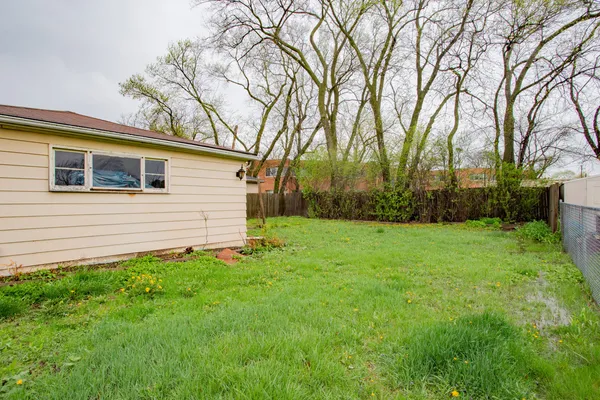 $534,900 | 8706 West Stolting Road, Niles, IL 60714