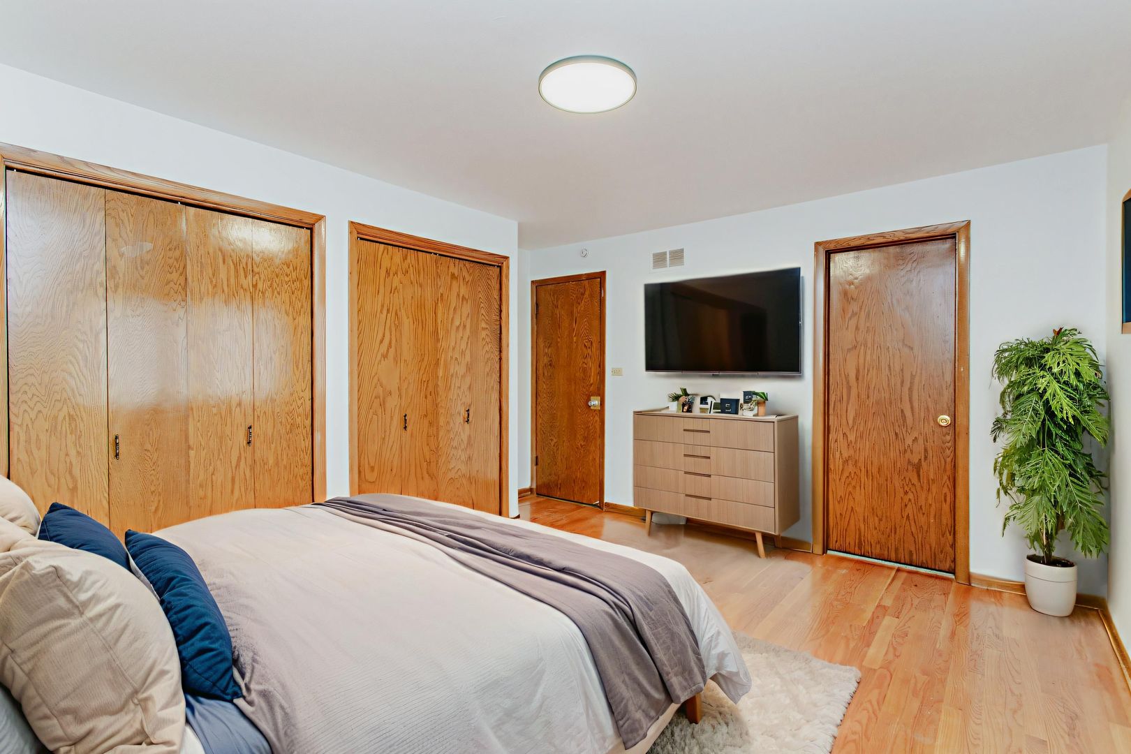 8706 West Stolting Road Niles, IL 60714 - Photo 10 of 18