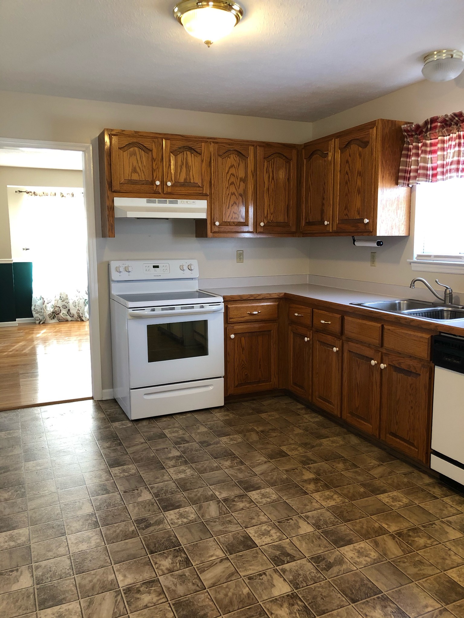 3838 Bowker Road Charlotte, TN 37036 - Photo 14 of 16 Gallery Image 14