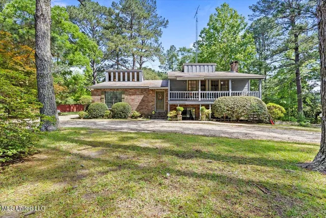 $1,260,000 | 121 Cemetery Road, Tylertown, MS 39667