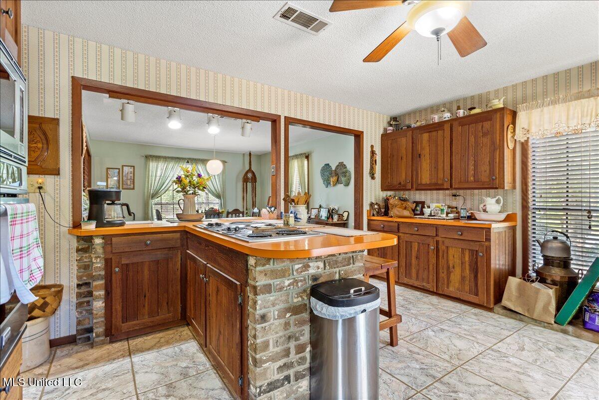 121 Cemetery Road Tylertown, MS 39667 - Photo 10 of 48 10-HJ0A6358