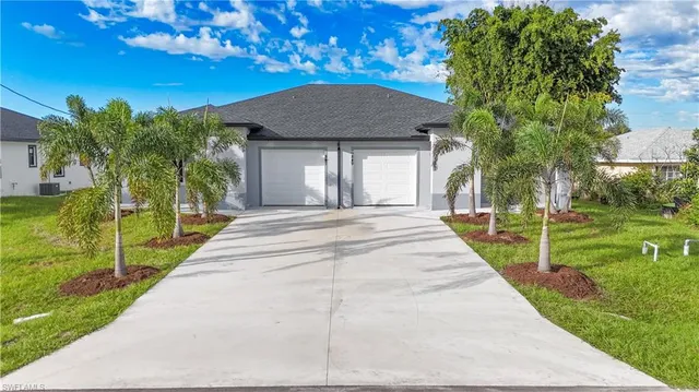 $499,999 | 847 Duplex Street East, Lehigh Acres, FL 33974