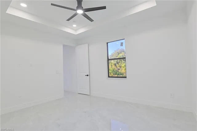 $499,999 | 847 Duplex Street East, Lehigh Acres, FL 33974