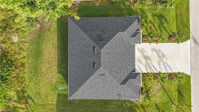 $499,999 | 847 Duplex Street East, Lehigh Acres, FL 33974