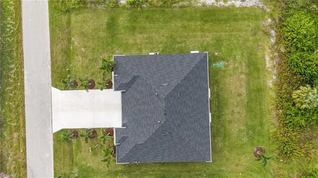 $499,999 | 847 Duplex Street East, Lehigh Acres, FL 33974