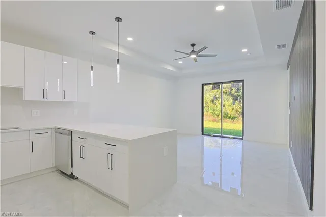 $499,999 | 847 Duplex Street East, Lehigh Acres, FL 33974