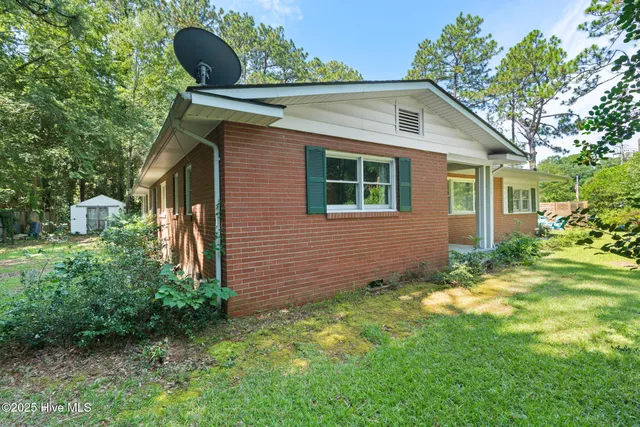 $399,000 | 1360 Midland Road, Southern Pines, NC 28387