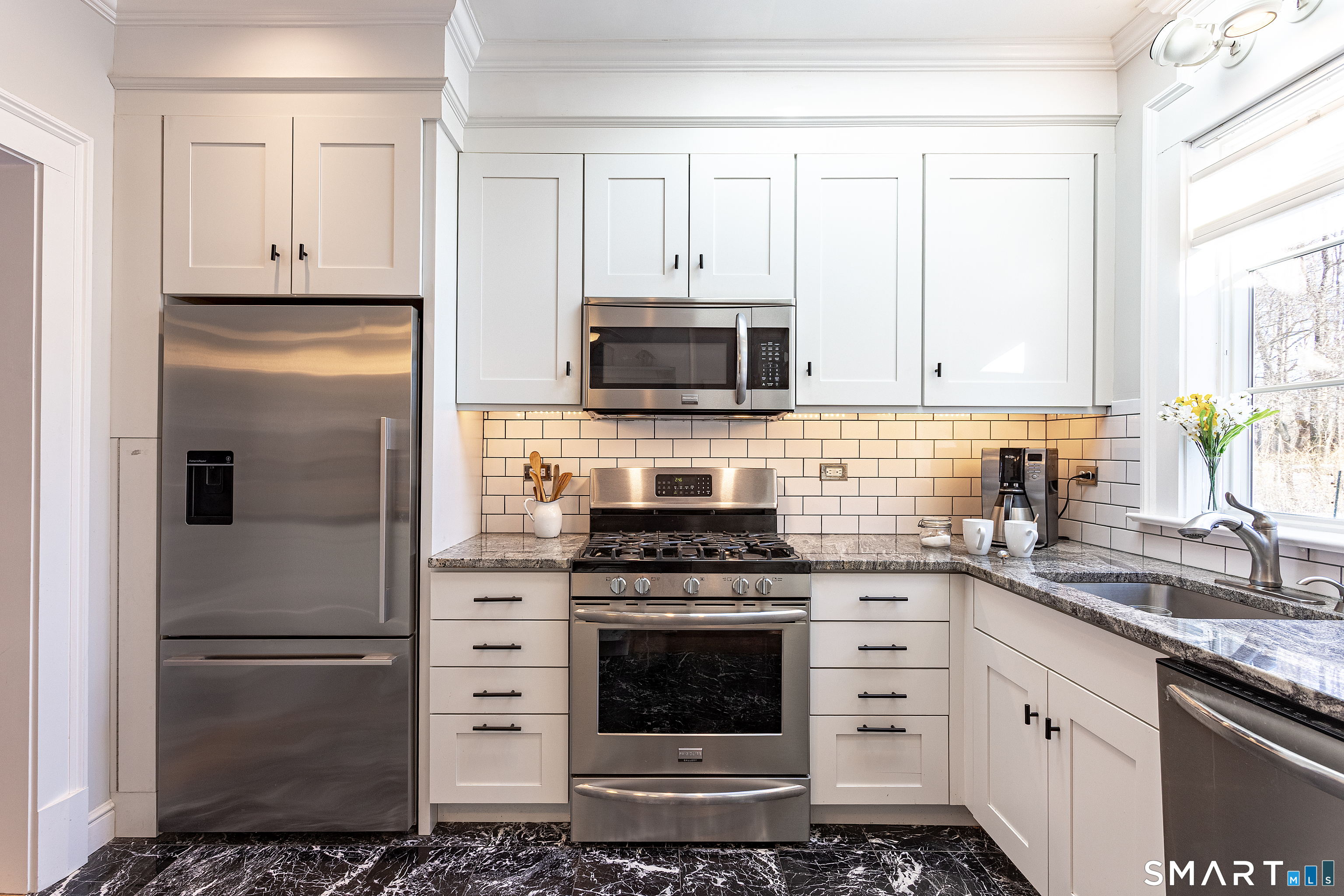 93 Toddy Hill Road Newtown, CT 06482 - Photo 17 of 41