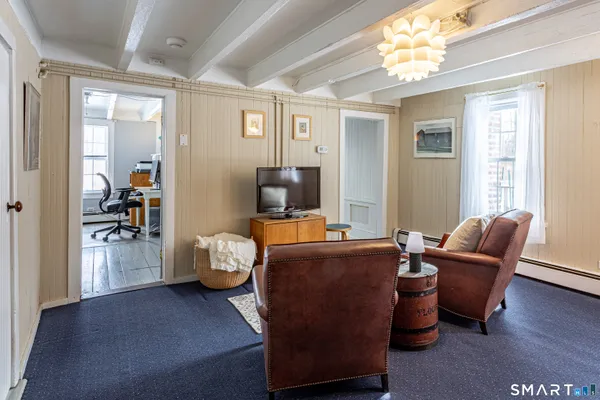 $929,900 | 93 Toddy Hill Road, Newtown, CT 06482