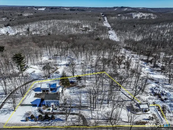 $929,900 | 93 Toddy Hill Road, Newtown, CT 06482