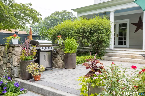 $929,900 | 93 Toddy Hill Road, Newtown, CT 06482