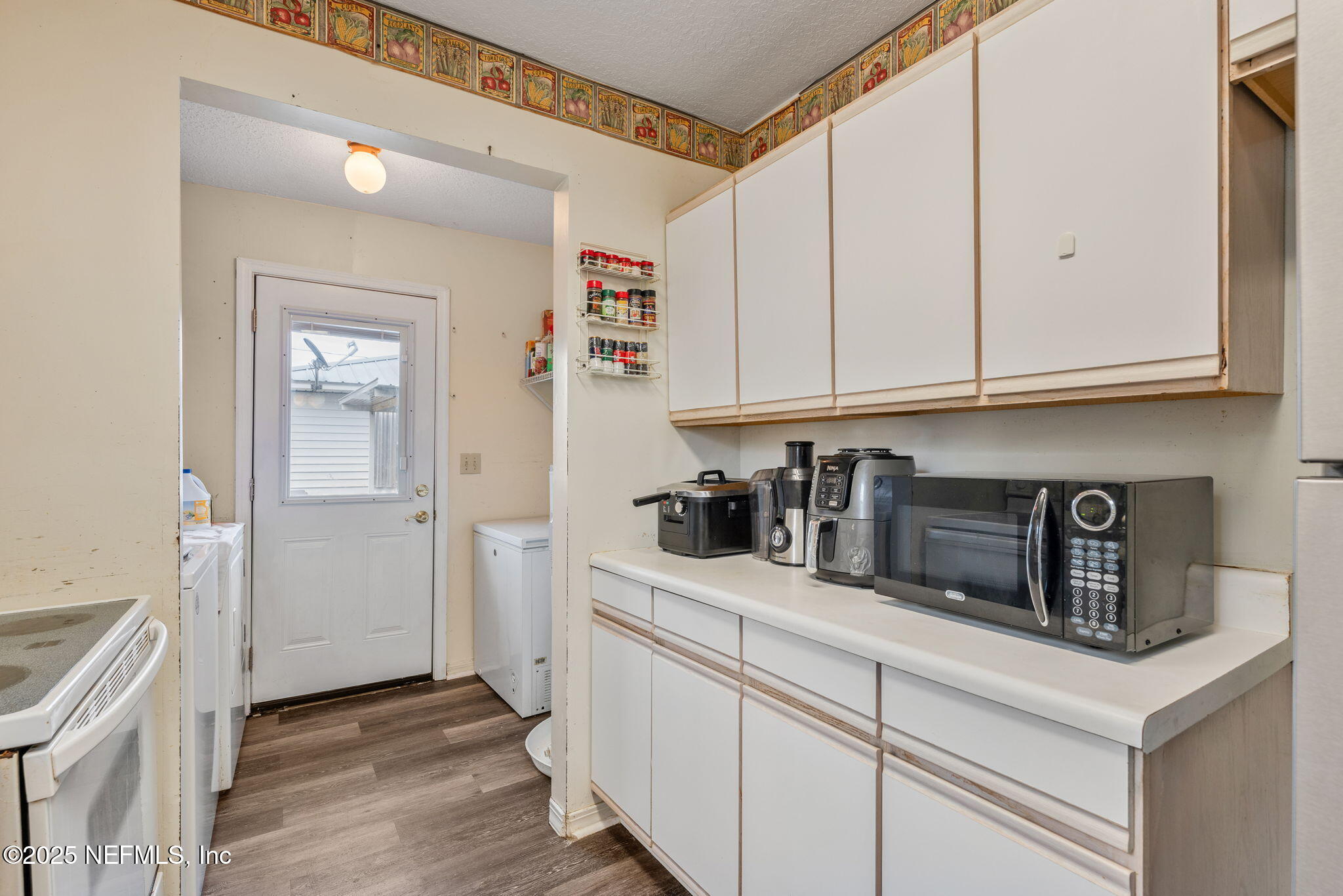 335 Riberia Street St. Augustine, FL 32084 - Photo 11 of 41 335_RS-14