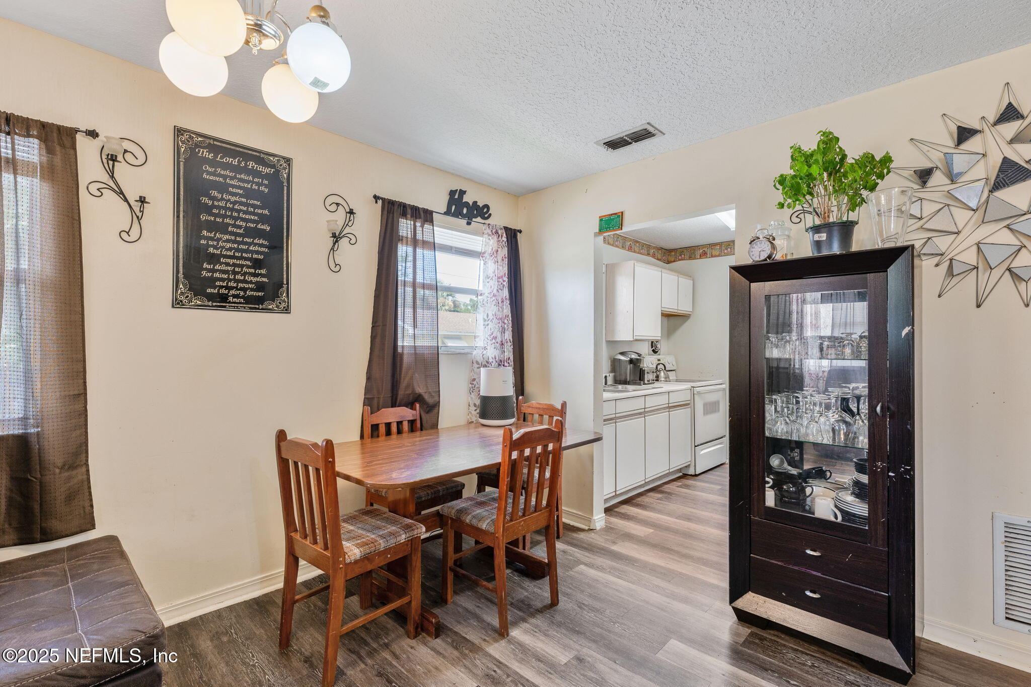 335 Riberia Street St. Augustine, FL 32084 - Photo 9 of 41 335_RS-12