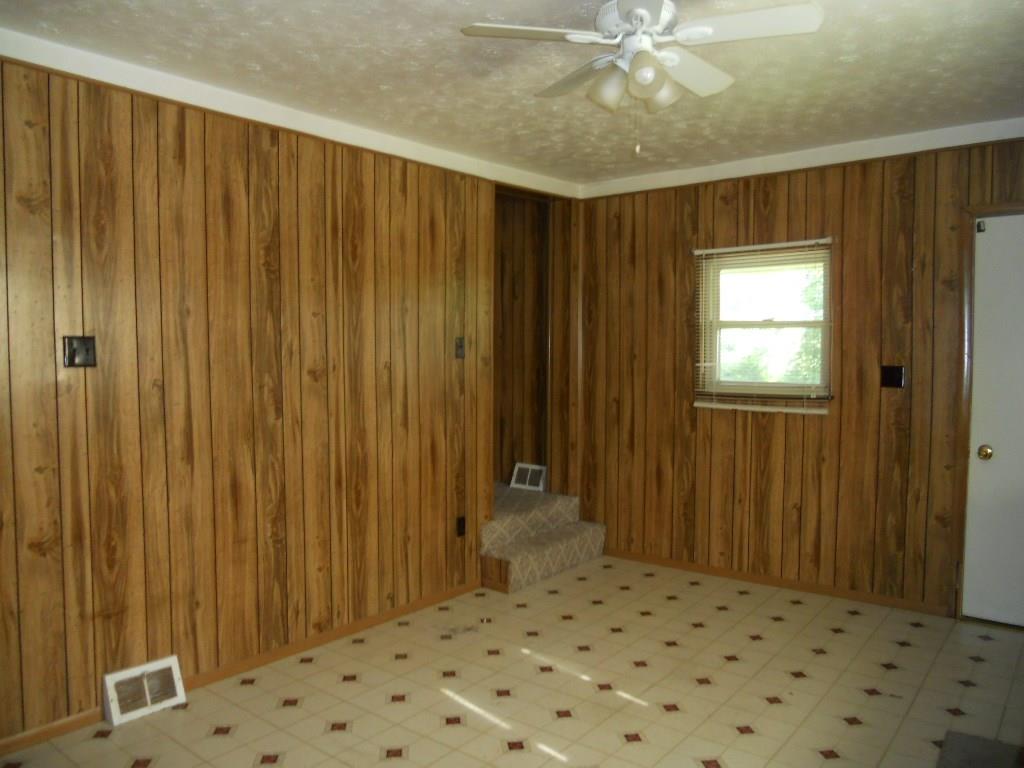 322 4th Street Allison, PA 15413 - Photo 4 of 8 Gallery Image 4