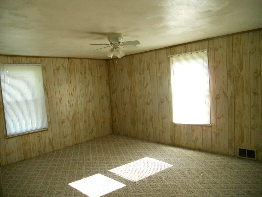322 4th Street Allison, PA 15413 - Photo 6 of 8 Gallery Image 6