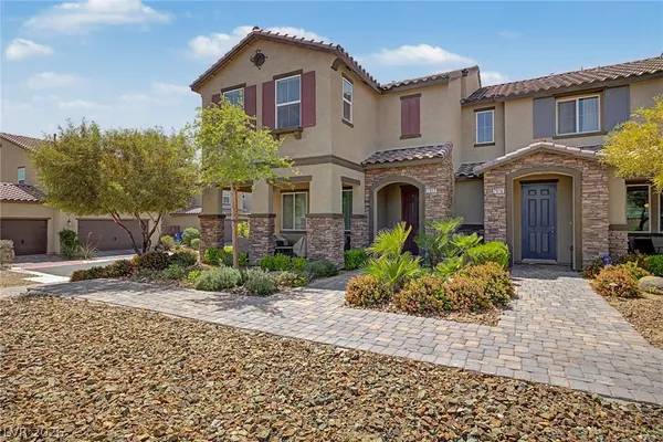 $393,000 | 7012 Coyote Mesa Street, North Las Vegas, NV 89086
