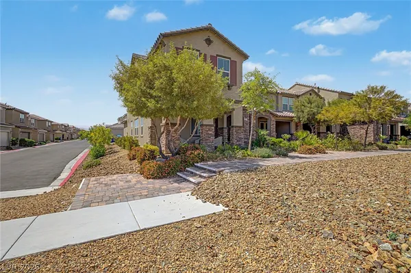 $393,000 | 7012 Coyote Mesa Street, North Las Vegas, NV 89086