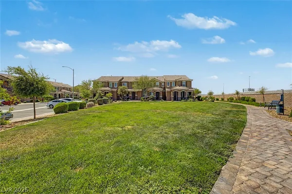 $393,000 | 7012 Coyote Mesa Street, North Las Vegas, NV 89086