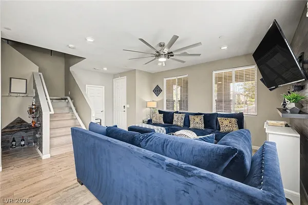 $393,000 | 7012 Coyote Mesa Street, North Las Vegas, NV 89086